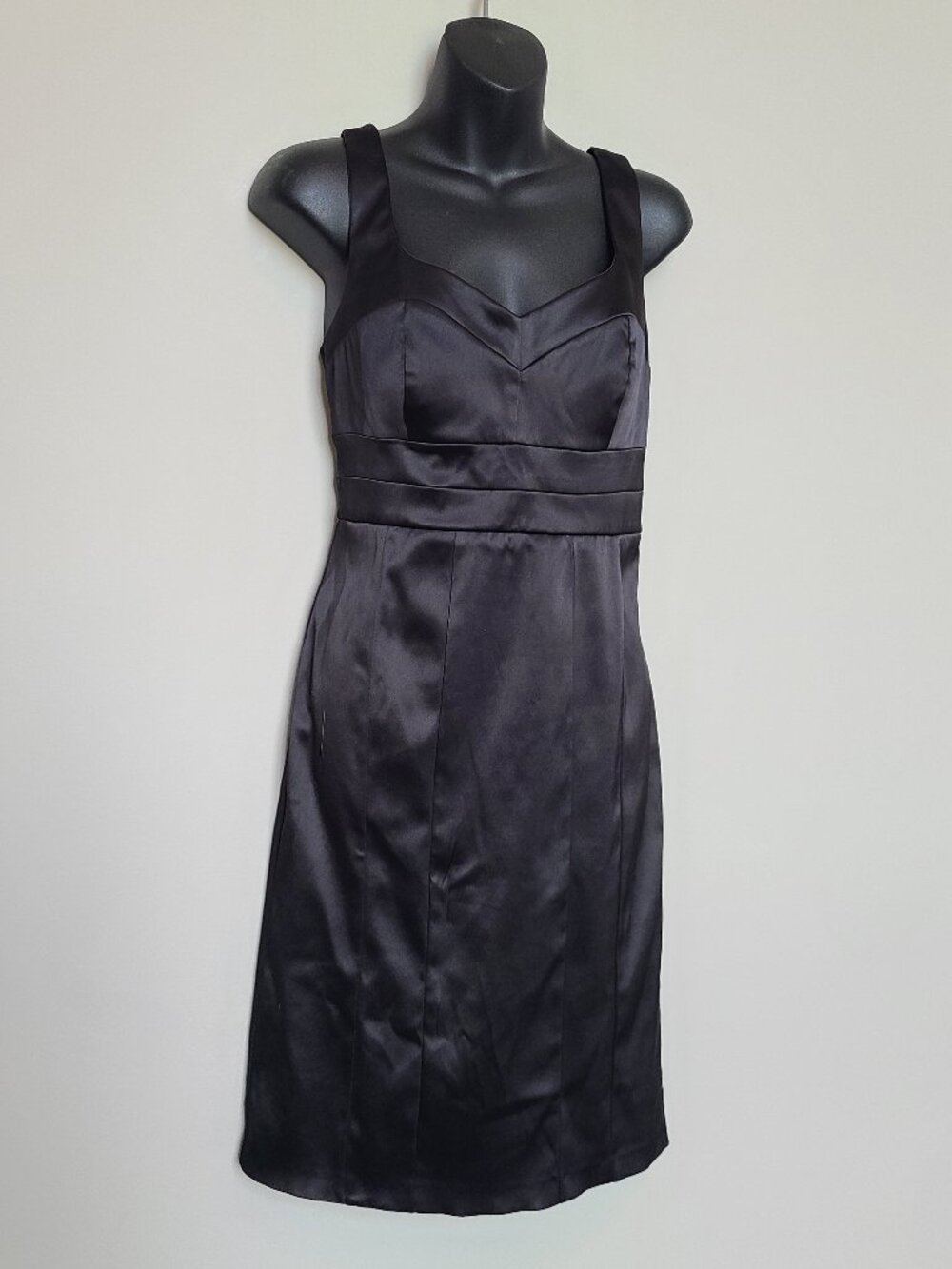 Sangria Shiny Satin Black Dress Size 4 Shift Sleeveless